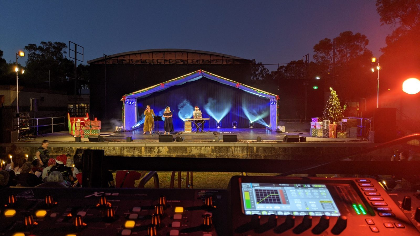 Christmas carols PA hire for Perth schools outdoor setup guide